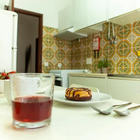 Tatil Evi C08 - Central Sao Goncalo Townhouse Lagos