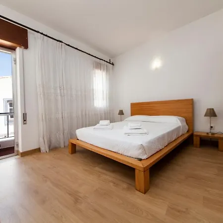 C08 - Central Sao Goncalo Townhouse Tatil Evi *